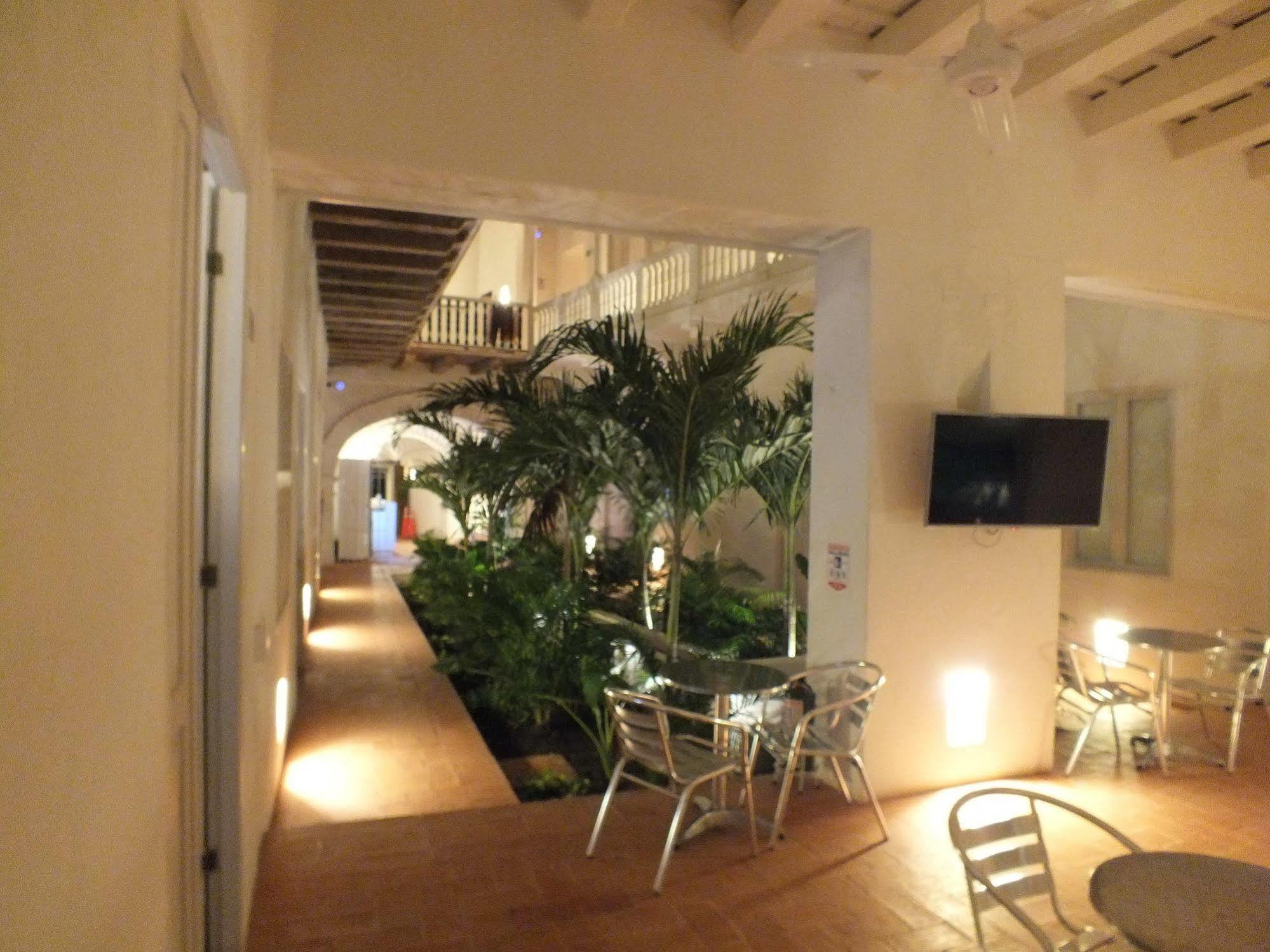 Hostal Casa Escallon Cartagena エクステリア 写真